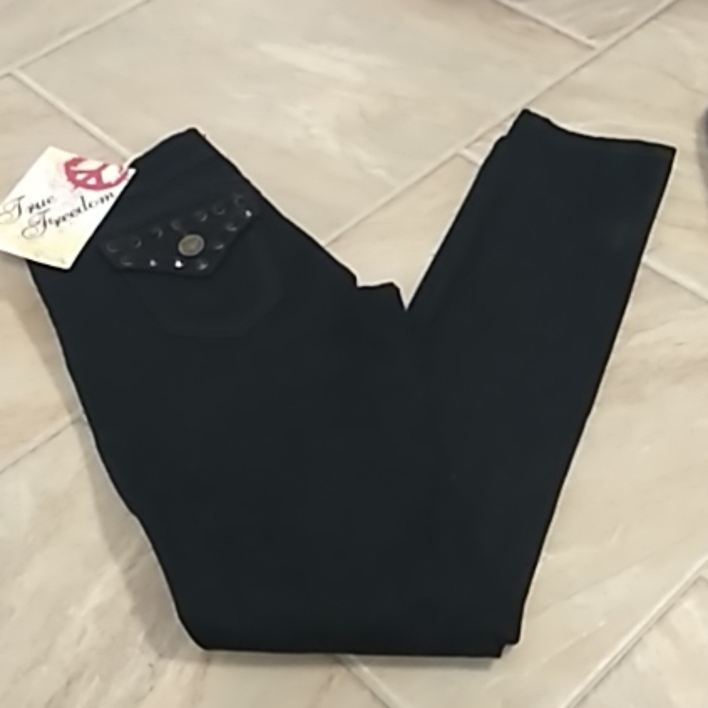 True Freedom size 3 skinny jeans